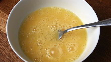 Рецепт штруделя с яблоком и корицей под кремом англес