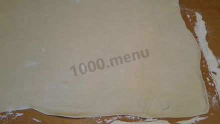 Рецепт штруделя яблочного классического из слоеного теста