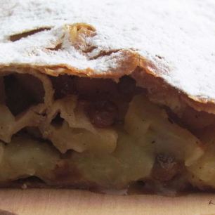 Рецепт Цельнозернового яблочного штруделя