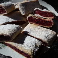 Рецепт Вишневого штруделя