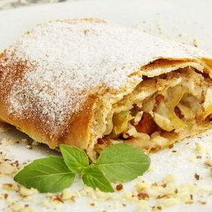 Рецепт Яблочного штруделя с грецким орехом