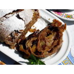 Рецепт Яблочного штруделя с грецкими орехами