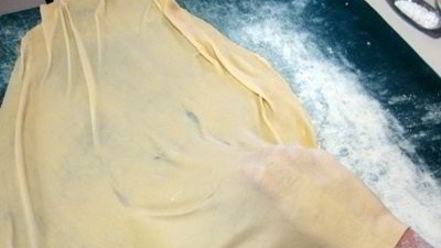 Рецепт яблочного штруделя с грецкими орехами