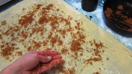 Рецепт яблочного штруделя с грецкими орехами