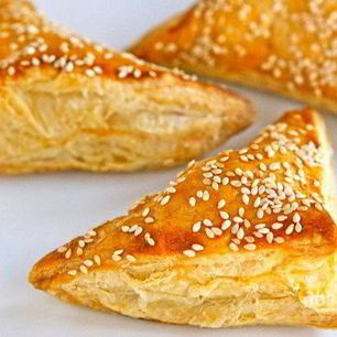 Рецепт Слоек из бездрожжевого теста с сыром