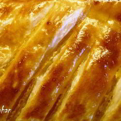 Рецепт Слоек с абрикосовым джемом и сливовым конфитюром