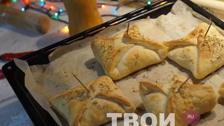 Рецепт слоек с колбасками и сулугуни