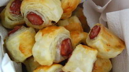 Рецепт Слоек с колбасой