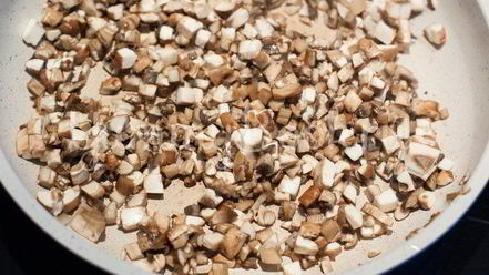 Рецепт слоек с квашеной капустой и грибами