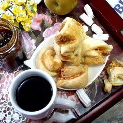 Рецепт Слоек с маршмеллоу и орехами