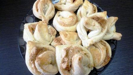 Рецепт слоек с маршмеллоу и орехами