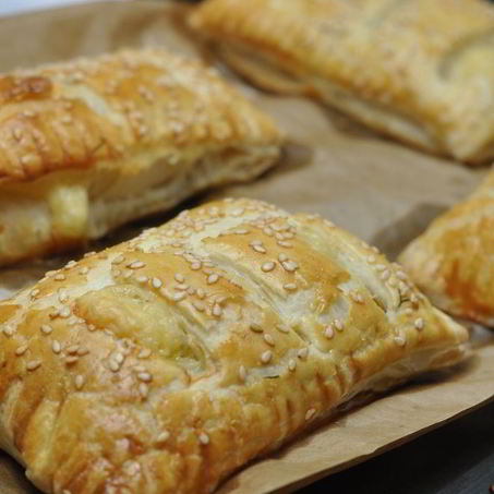 Рецепт Слоек с сулугуни