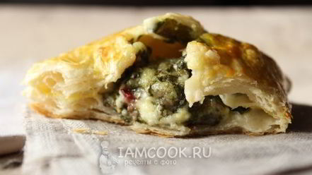 Рецепт слоек с сыром и свекольными листьями