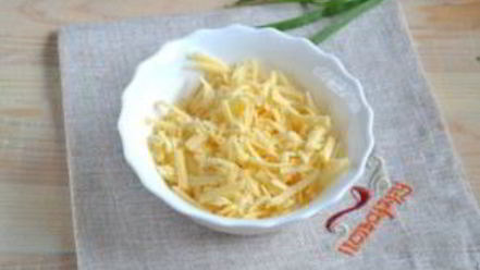 Рецепт слоек с сыром из готового слоеного теста