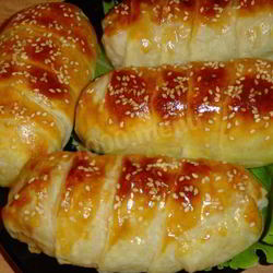 Рецепт Слоек с ветчиной и сыром из слоеного теста