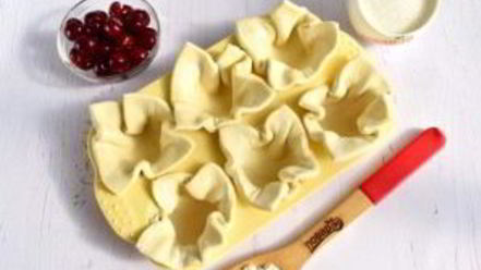 Рецепт слоек с вишней