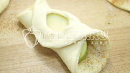 Рецепт слоек с яблоками