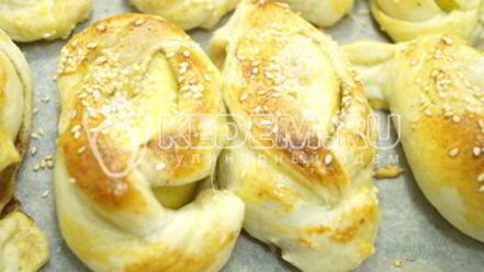 Рецепт слоек с яблоками