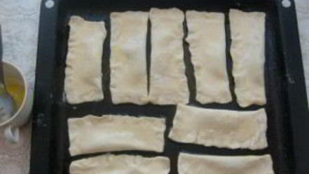 Рецепт слоек со сгущенкой