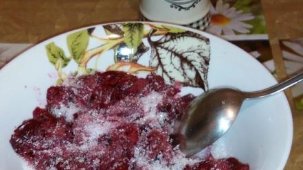 Рецепт слоек вишенка из готового теста