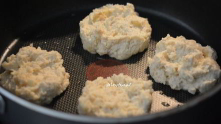 Рецепт банановых сырников на рикотте