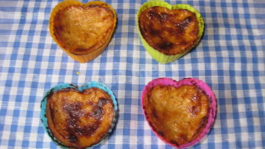 Рецепт диетических сырников с йогуртово-лимонным соусом