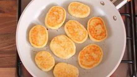 Рецепт сырников на скорую руку