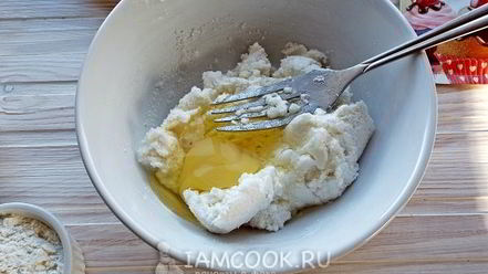 Рецепт сырников с бананом в духовке