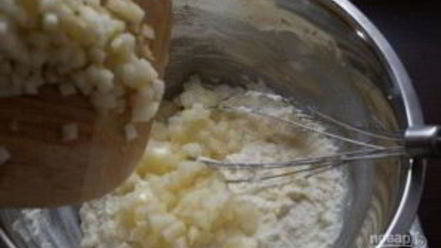 Рецепт сырников с грушей и яблоком