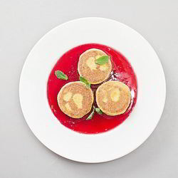 Рецепт Сырников с кукурузной мукой и вареньем