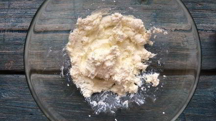 Рецепт сырников с шоколадом и манговым соусом