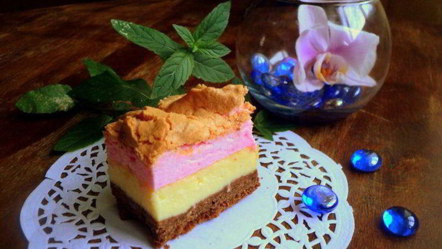 Рецепт трехцветного сырника