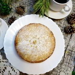 Рецепт Творожника с миндалем и вяленой вишней