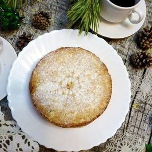 Рецепт Творожника с миндалем и вяленой вишней