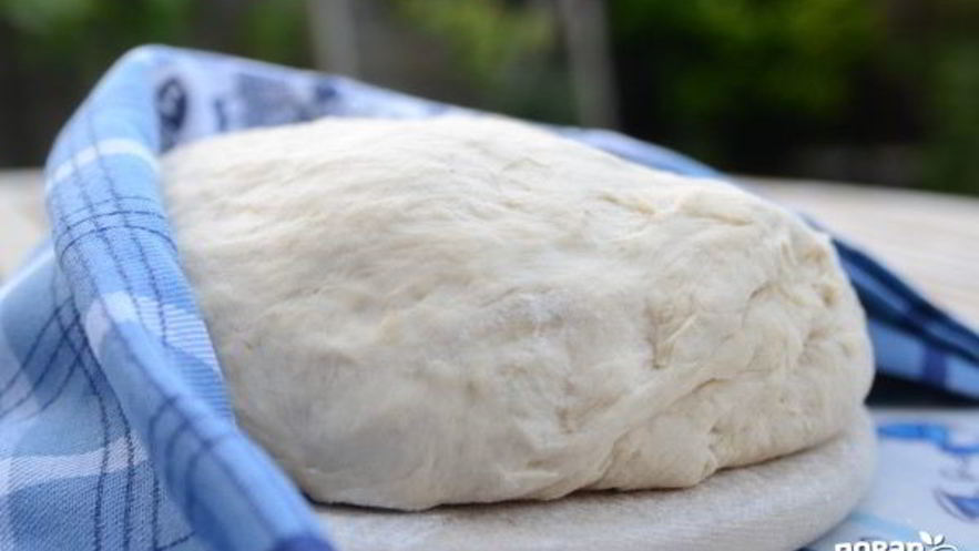 Рецепт дрожжевого теста для пирожков на кефире