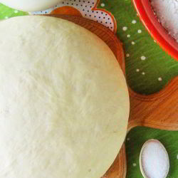 Рецепт Нежного дрожжевого теста на кефире