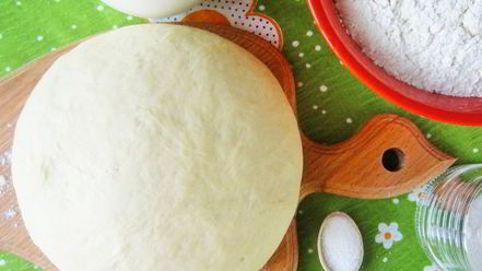 Рецепт нежного дрожжевого теста на кефире