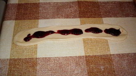 Рецепт сдобного дрожжевого теста и булочки