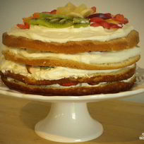 Бисквитно-фруктовый торт