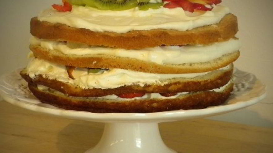 Рецепт бисквитна-фруктового торт