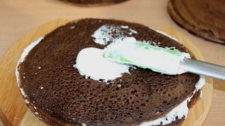 Рецепт черемухового блинного торта