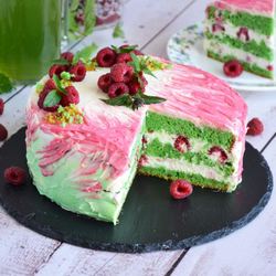 Рецепт Фисташкового торта с малиной