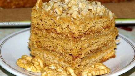 Рецепт Медового торта Антуанетта