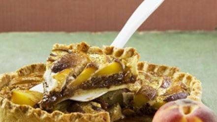 Рецепт персикового торта с шоколадной начинкой