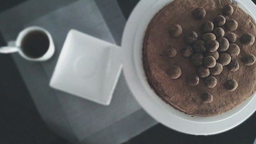 Рецепт шоколадного торта из блинов с амаретто