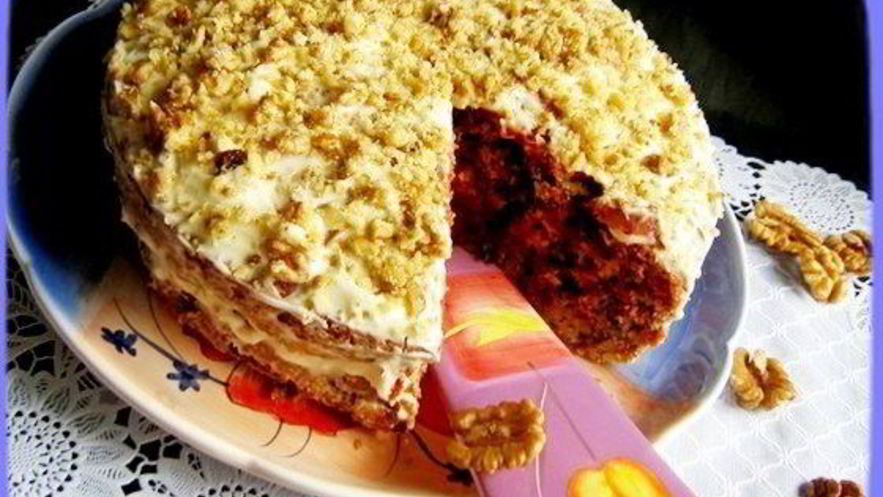 Рецепт торта из свеклы с грецкими орехами