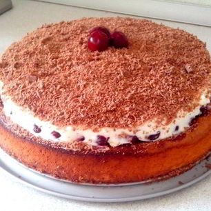 Рецепт Торта с маскарпоне и вишней