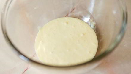 Рецепт бельгийских вафель с ягодами и взбитыми сливками