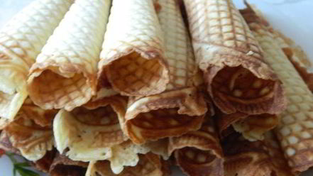 Рецепт хрустящих вафель с маскарпоне и фруктами