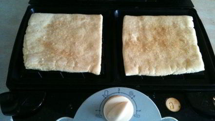 Рецепт слоеных вафель с карамельными яблоками